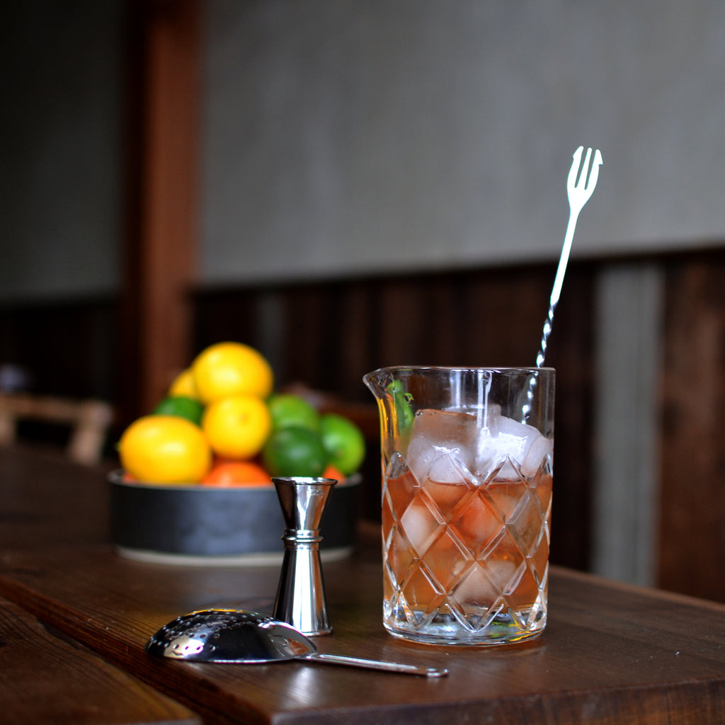 Ask a Bartender from Japan: The Art of Cleaning the Bar – Umami Mart