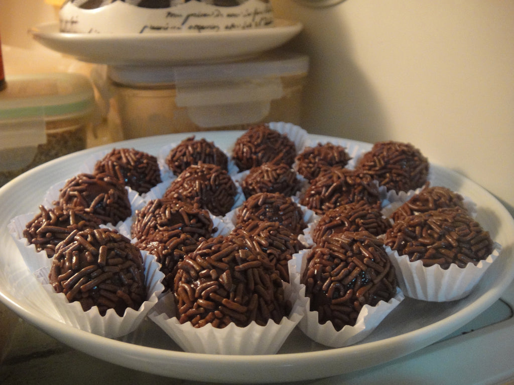 Super Faminto: Brasil's Chocolate Brigadeiro! – Umami Mart