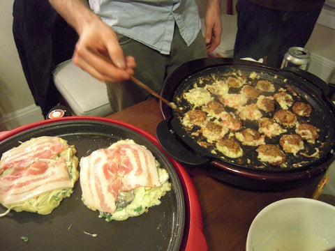 Okonomiyaki vs. Akashiyaki Throwdown