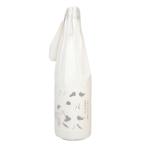 Hakkaisan Yukimuro 8 Year Junmai Daiginjo Sake (BTL 720ml)